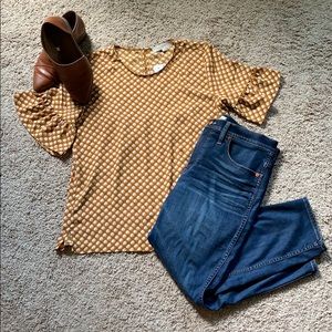 🌟 NWT - LOFT Patterned Flutter Sleeve Shell Top